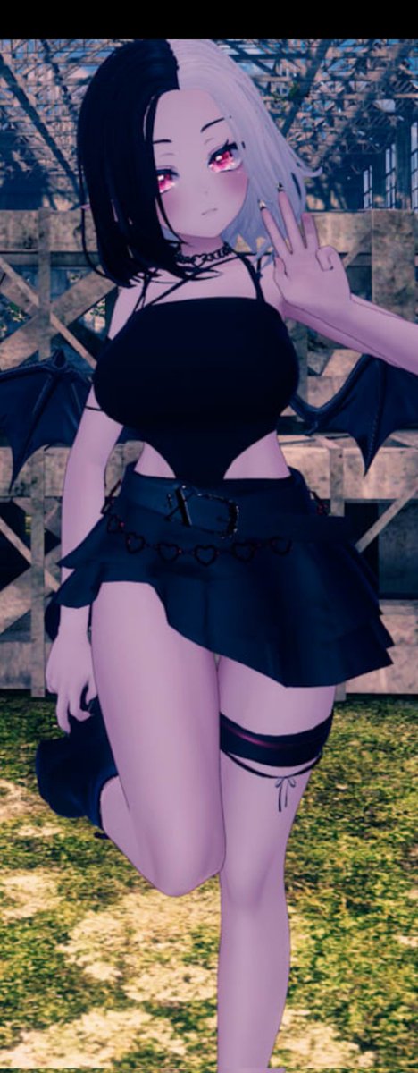 LUNETTA JOIN VR CHAT NEXT MONTH❤️❤️❤️❤️🌹 1 YEAR work on this beautiful vr model. Thanks ❤️