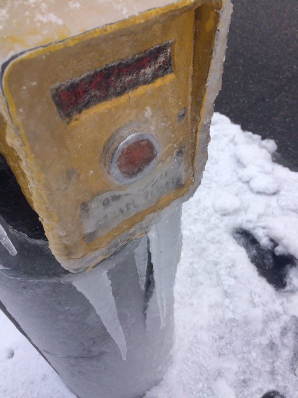 春まで待たないと渡れない