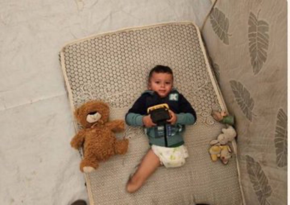 Alee93ale's tweet image. لا تتوقف عن النشر فصمتك خيانة