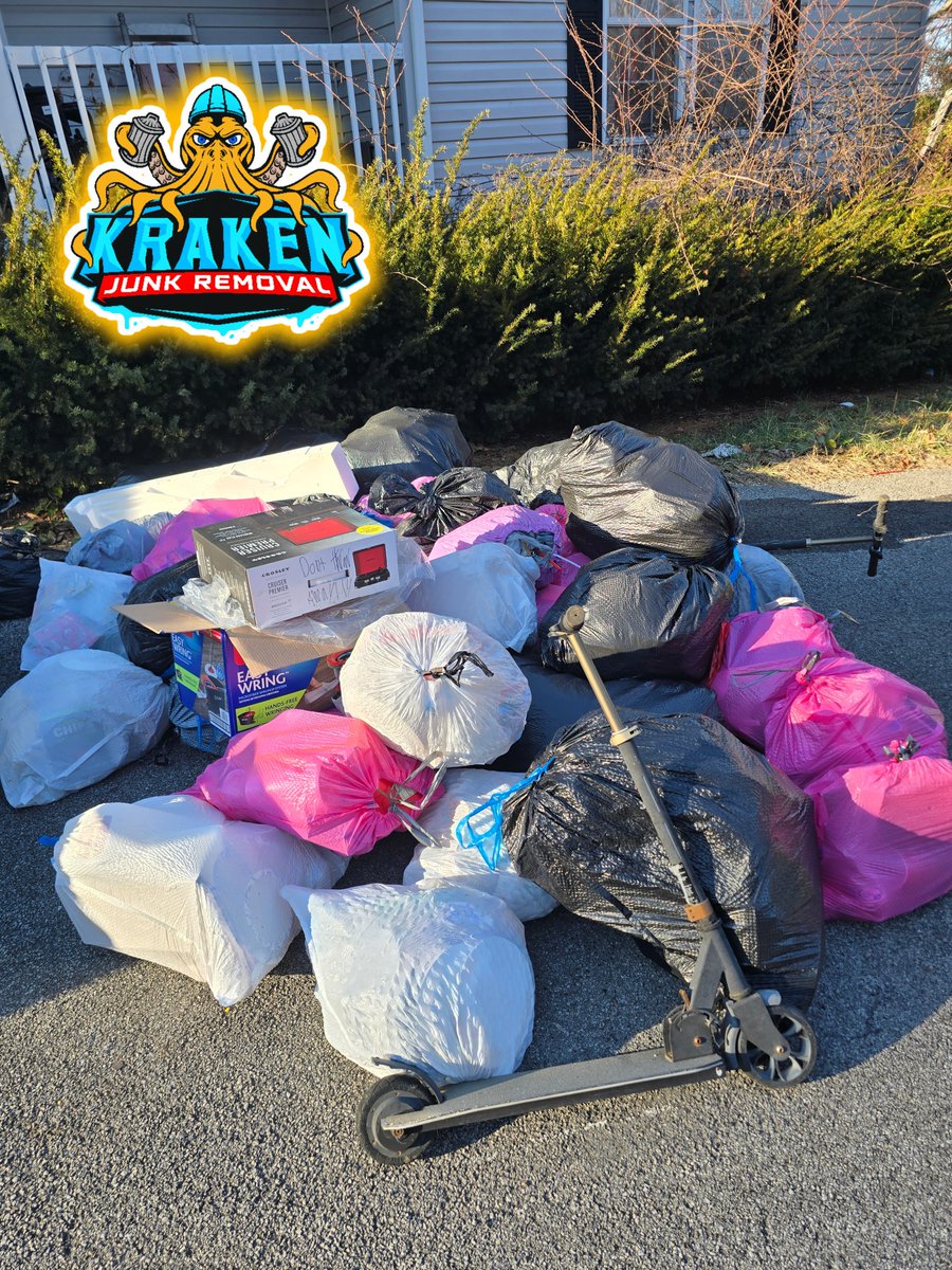 KrakenJunk's tweet photo. Junk removal pickup in Johnson City, TN

#junkremoval #junkremovalservice  #junkremovaljohnsoncity #junkremovalkingsport #junkremovalbristol #johnsoncity #kingsport #bristoltn #krakenjunkremoval

Kraken Junk Removal on Google: https://t.co/ORtDTMMJw8 https://t.co/iJehOCclbC