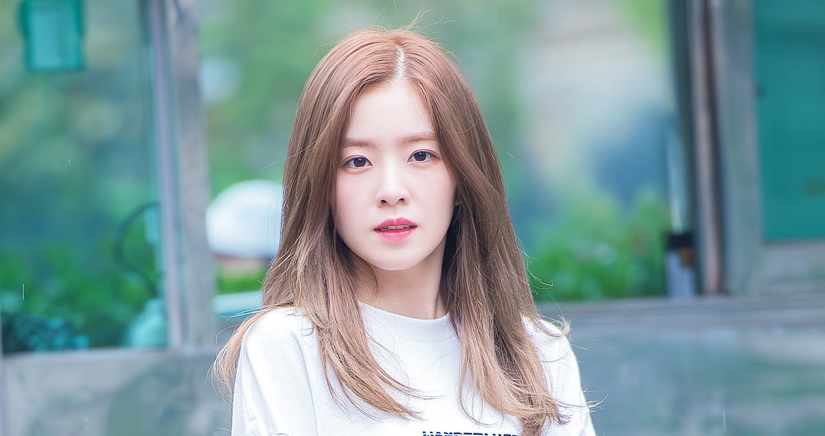 포스트를 탭하면 아침 토끼 등장
#뮤직뱅크 #출근길 #레드벨벳 #RedVelvet #아이린 #IRENE
topstarnews.net/news/articleVi… <- Original Photo