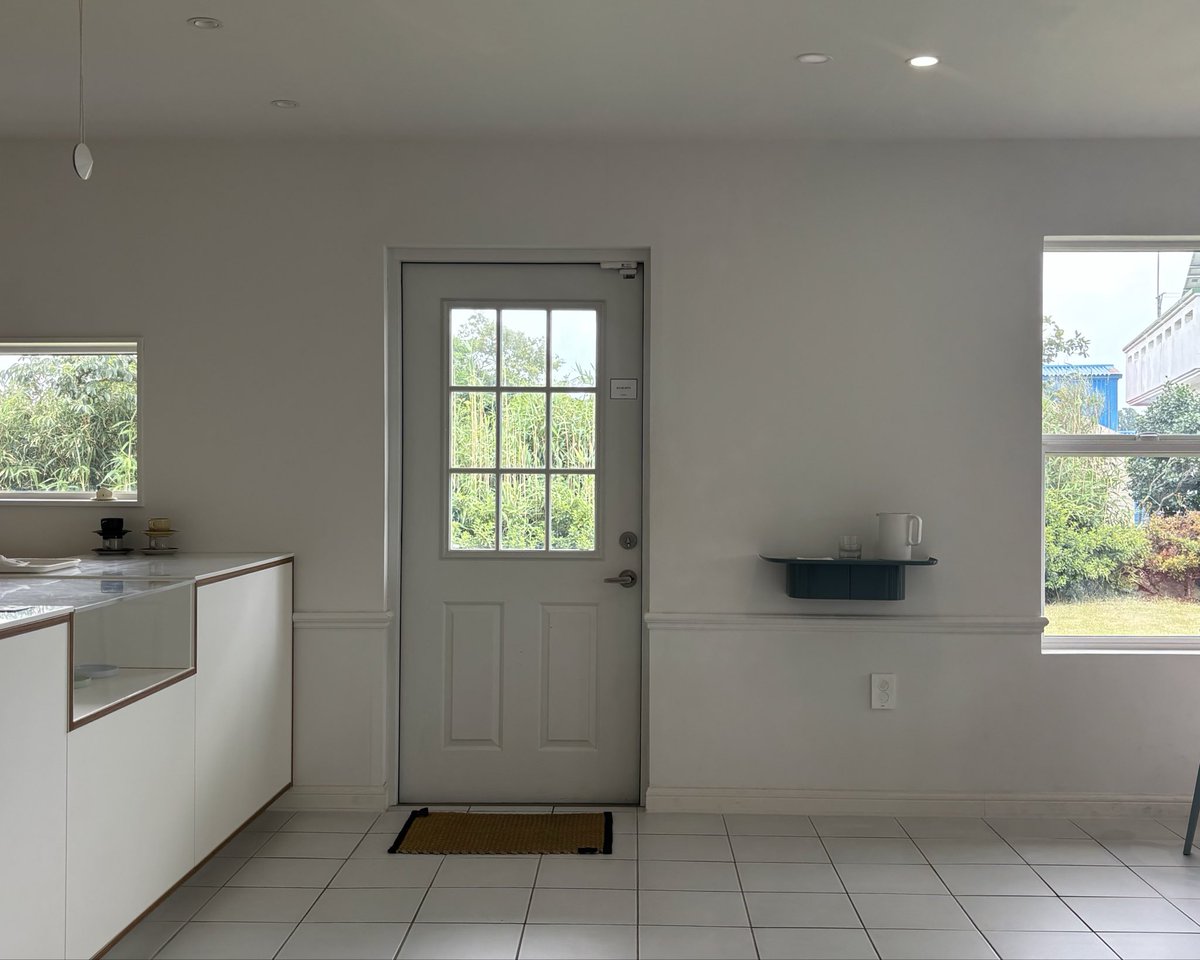 binzipi's tweet image. 📍너흐 neoh

디저트도 맛있고 분위기도 최고인곳•••🩵

제주 서귀포시 무릉인향로14번길 20 
naver.me/FpPRFAfx