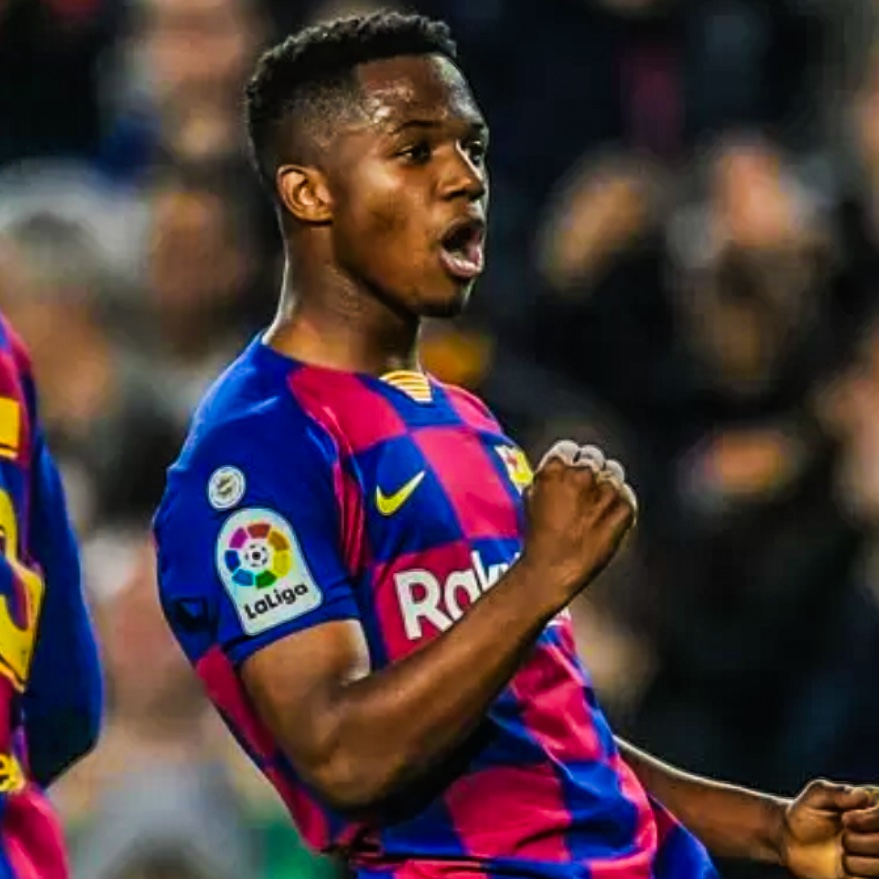 eurofootcom's tweet image. 🇪🇸⭐️ 6 years ago today, Ansu Fati became one of the youngest players in La Liga history to score a brace. At the time, he was just 17-years-old. ✅

Messi assisted him for both goals. 🤝