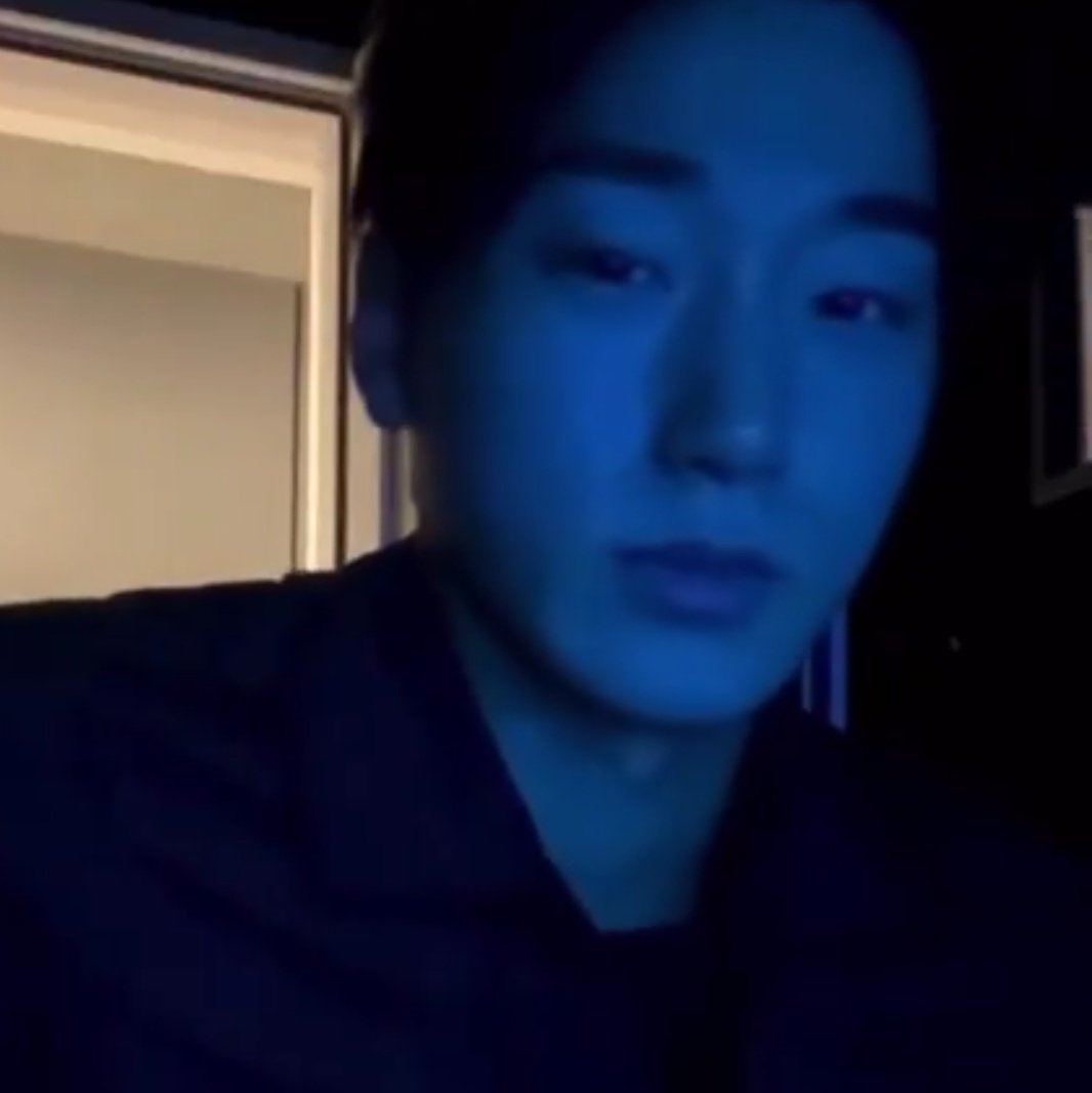 JWYcomfort's tweet image. wooyoung                              🤝🏻                              san