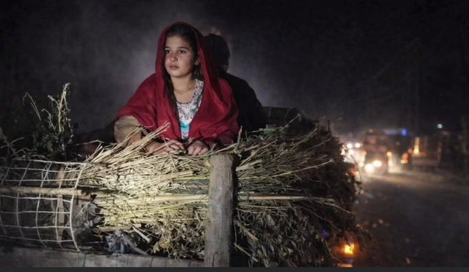 زما په شمول د هرې پښتنې د وړکتوب داستان…….💔

#پښتانه
 #کډوالې