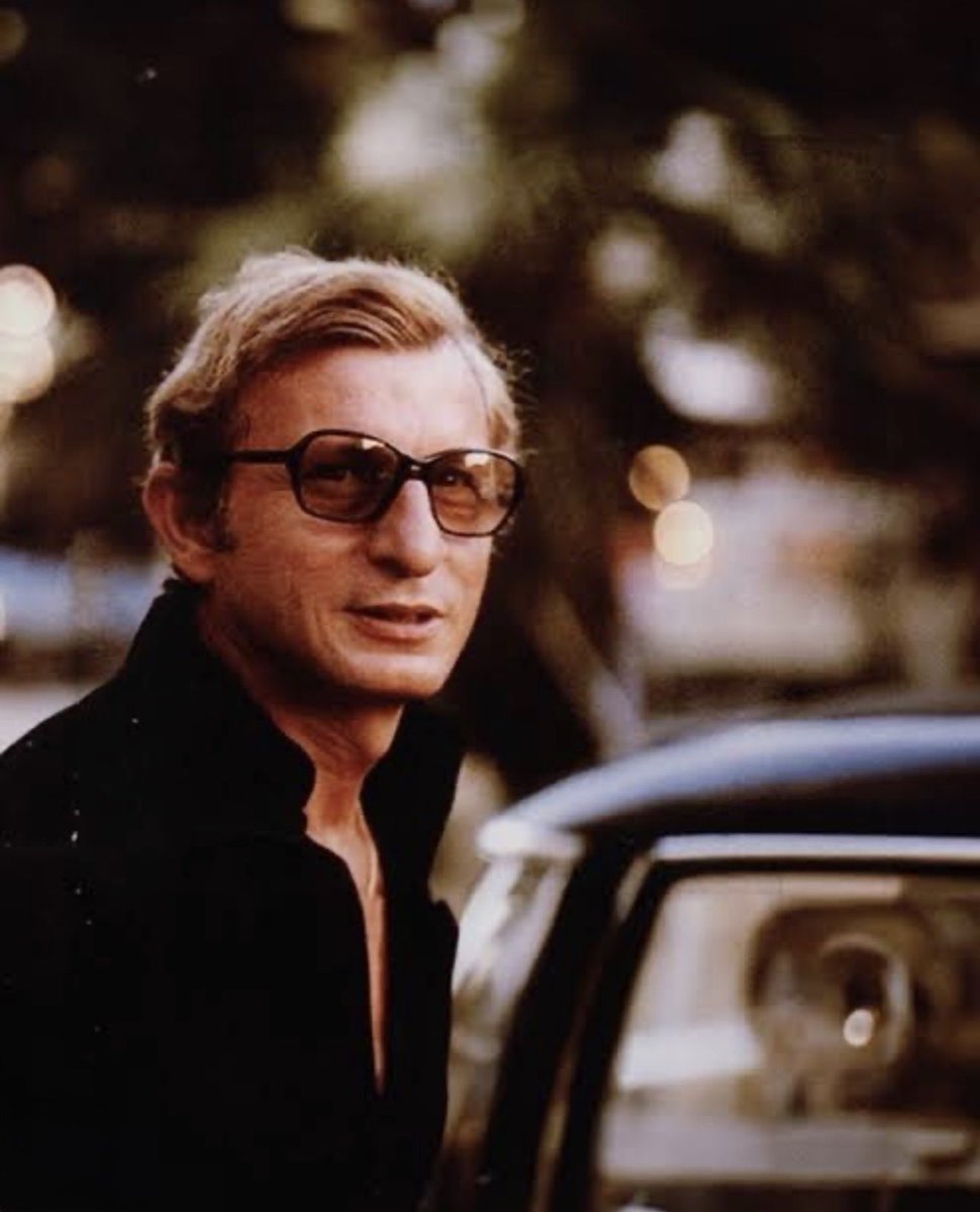 Gerçek tiyatro adamı, İstanbul beyefendisi, hepimizin Haldun ağabeyi…Çok üzüldüm… Bu hayata bir kere gelecek nadir değerlerden. Hepimizde emeğin, nasihatın ve paylaştığın neşen var. Nur içinde yat Haldun Dormen.