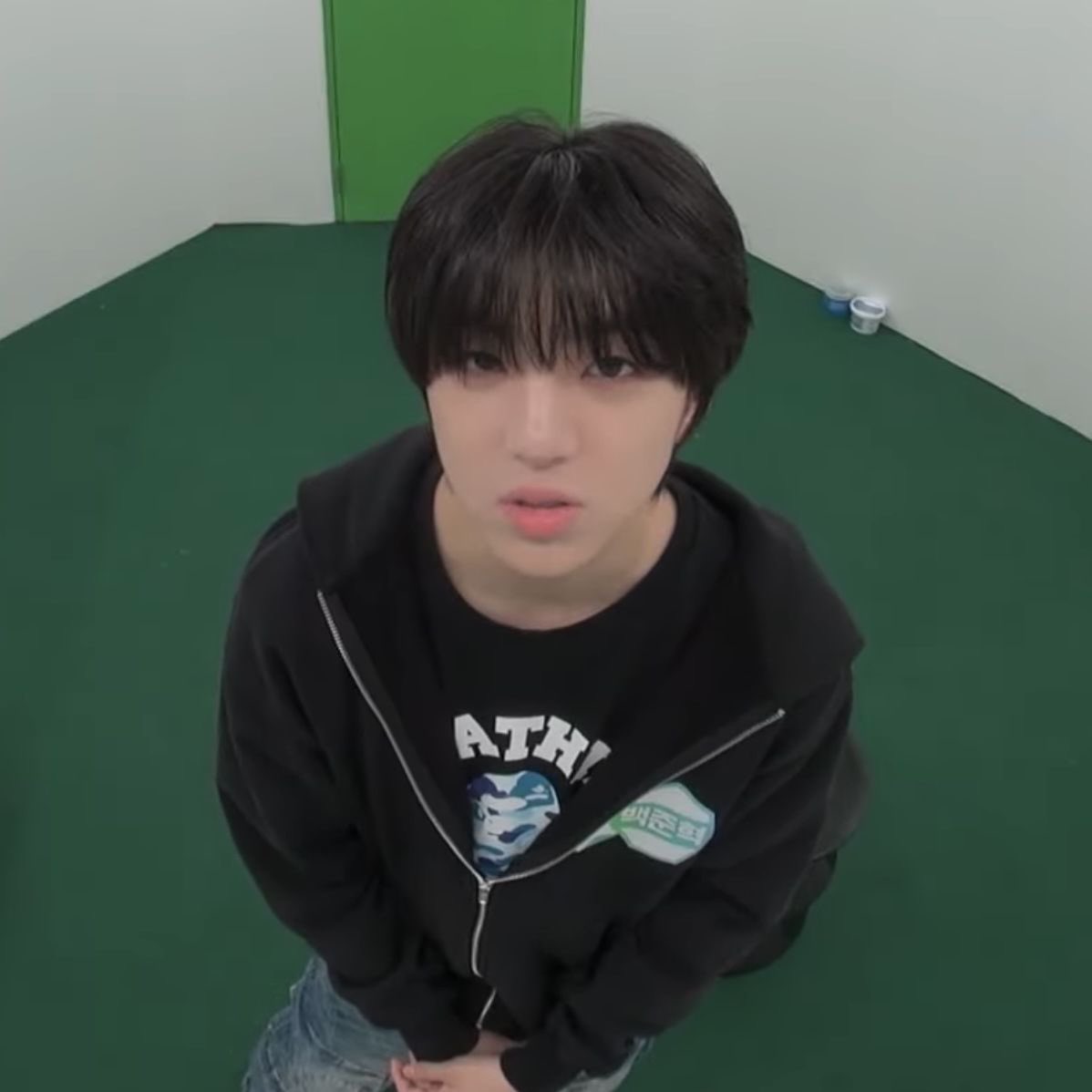 annging22's tweet photo. .                                

                        진짜 개빡치네 화가 머리끝까지난다

화: 173!! https://t.co/tuiZxG6JvB