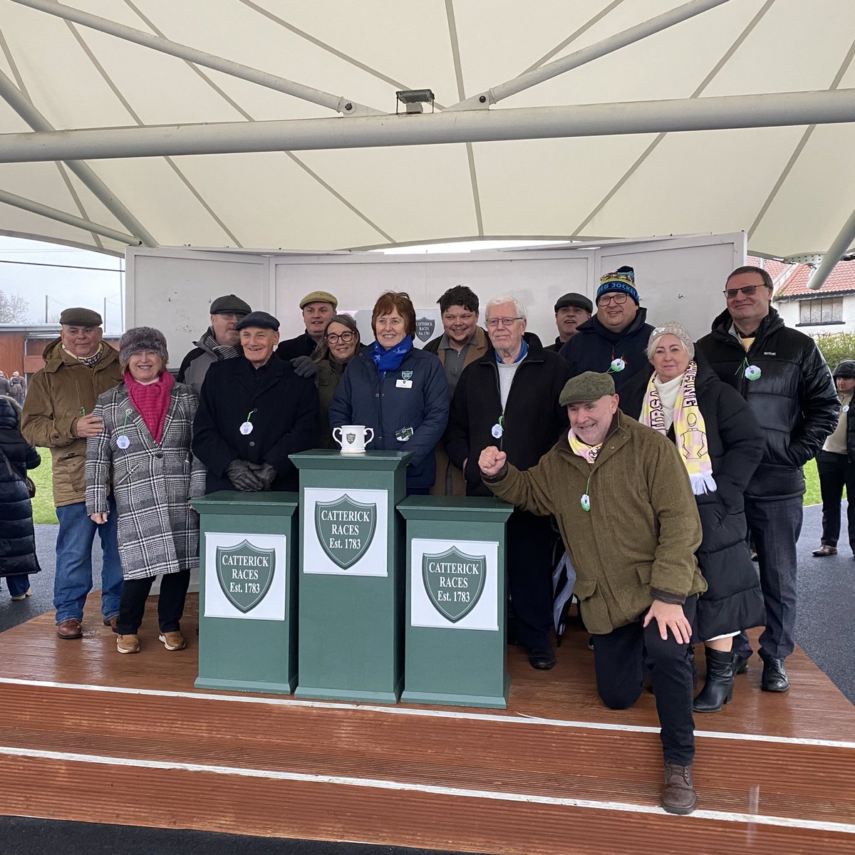 DEFENCE WITNESS wins the fifth race under Jamie Hamilton for <a href="/SEnglandRacing/">SamEnglandRacing</a> for <a href="/URSAMAJORRACING/">Ursa Major Racing Ltd</a> - congratulations to all connections!