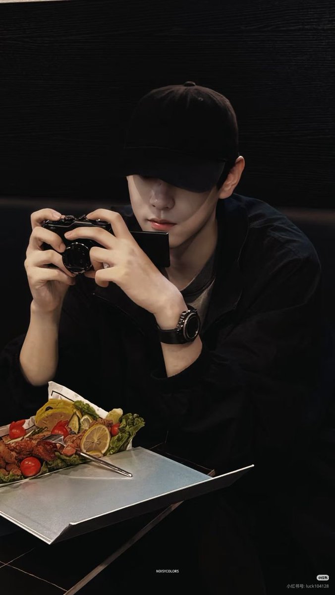 Einyrs's tweet image. ㅤ
                                          
📍 Central Street Harbin Hotpot

愛する人と一緒に夕食をとる

ㅤ