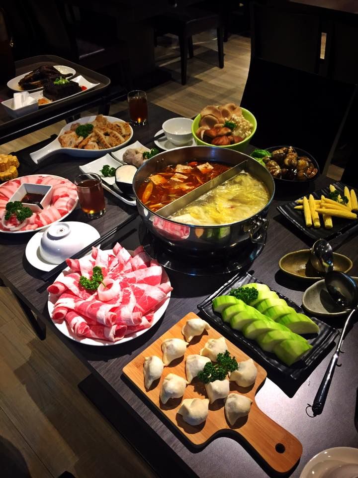 Einyrs's tweet image. ㅤ
                                          
📍 Central Street Harbin Hotpot

愛する人と一緒に夕食をとる

ㅤ