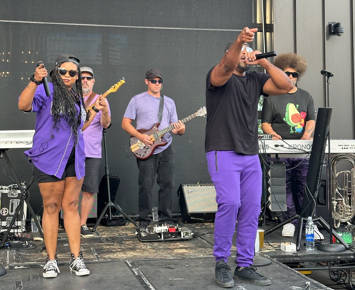 Screenshot this and tag it in your story with a 🔥 — let’s see how many posts we get!