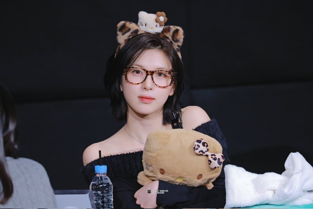 ehfkdll's tweet image. 260121 솔냥이 봐써요 .. 
#엔믹스 #배이 #배블왔솔