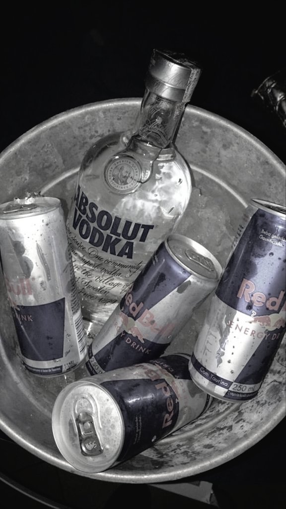 nectarvoid's tweet image. Thank you abang harvey karna lo gue bisa minum lagi 😂