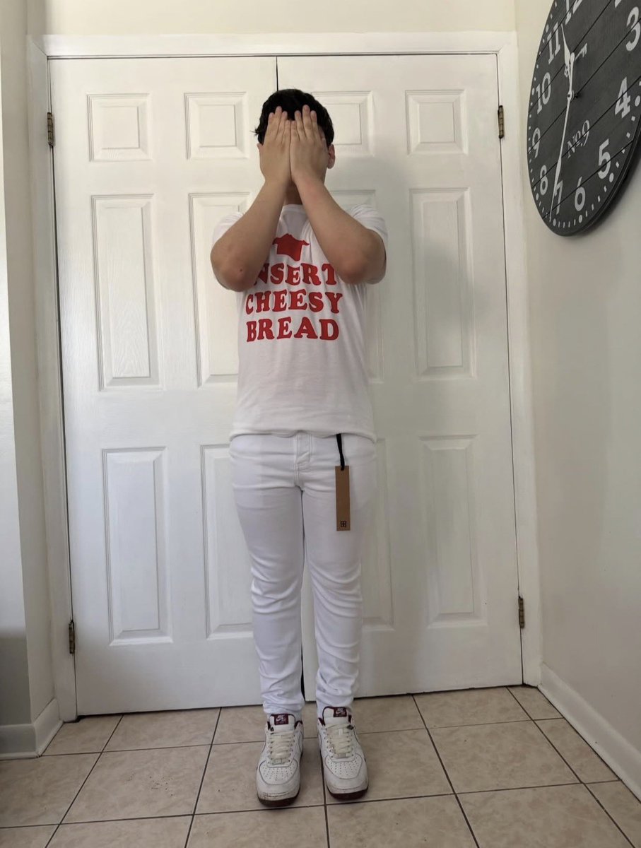 inmypoloshirt's tweet photo. did i come trim #insertcheesybread https://t.co/SMMQc7WpIF