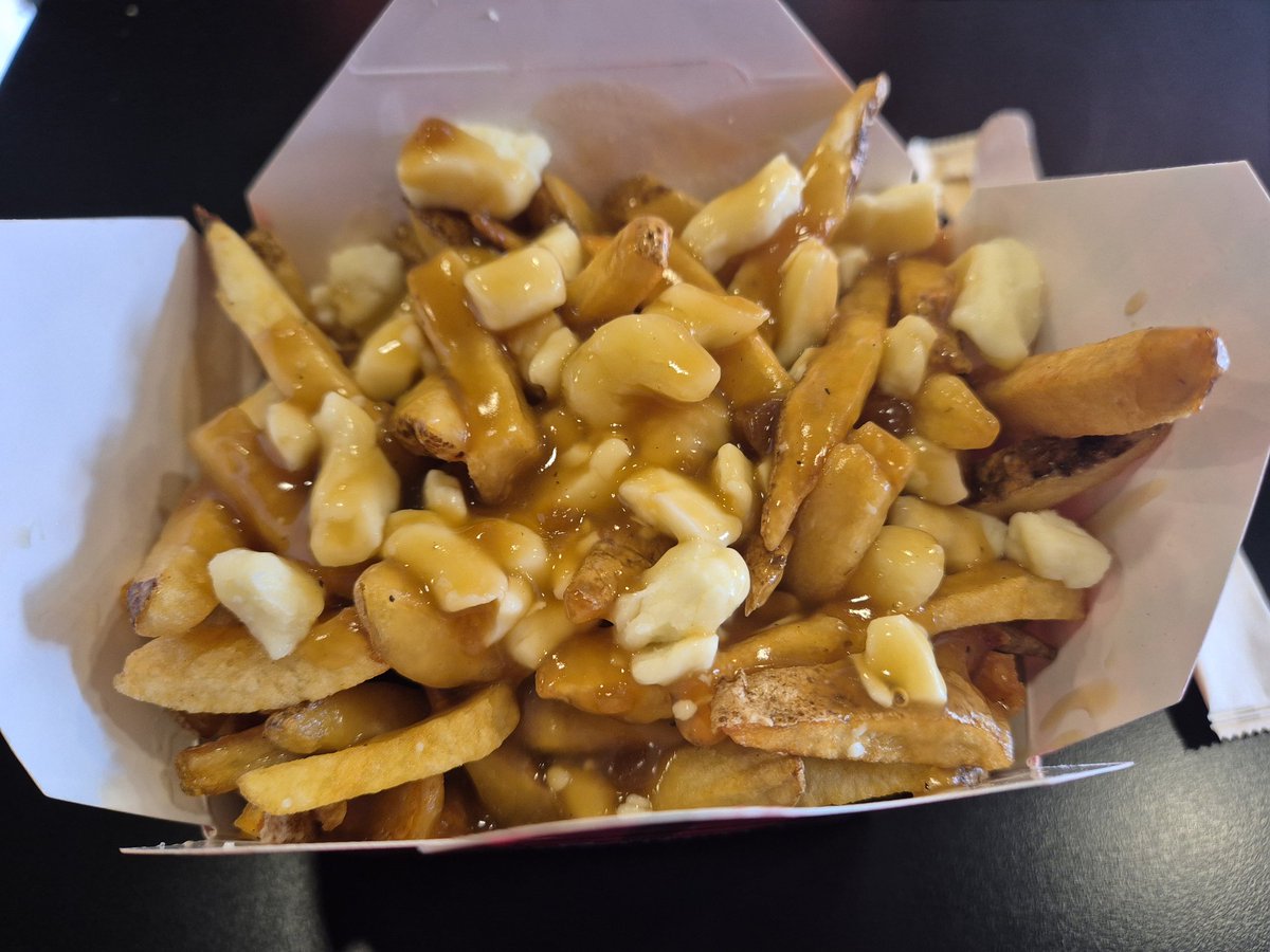 MichaelderBeste tweet media