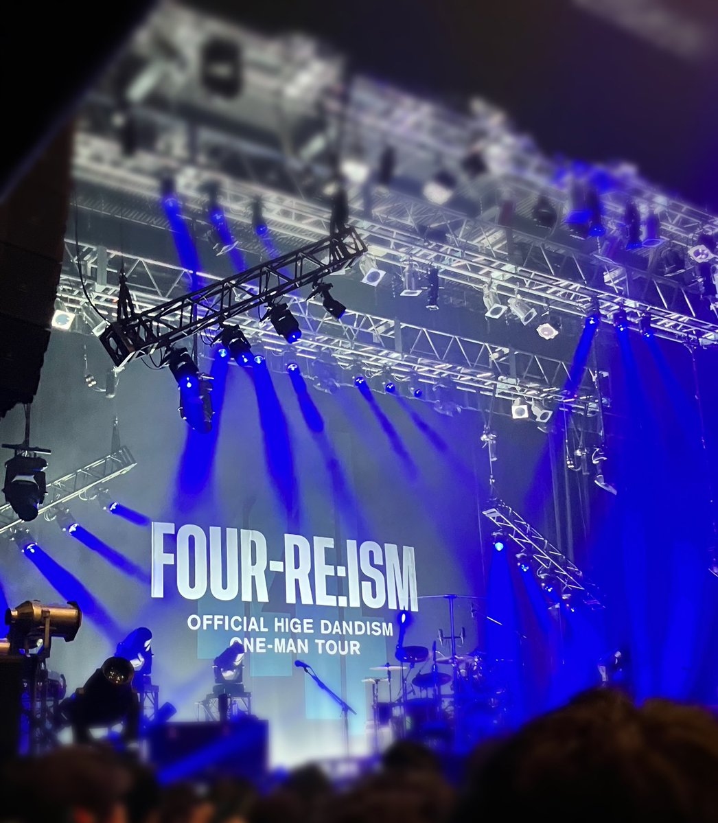 本当に4人だけのライブ、物理的ってだけじゃなくていろんな意味で近く感じた。ライブハウスっていいね。最高だったぁ✨
#ヒゲダン
#Official髭男dism 
#ZeppNagoya