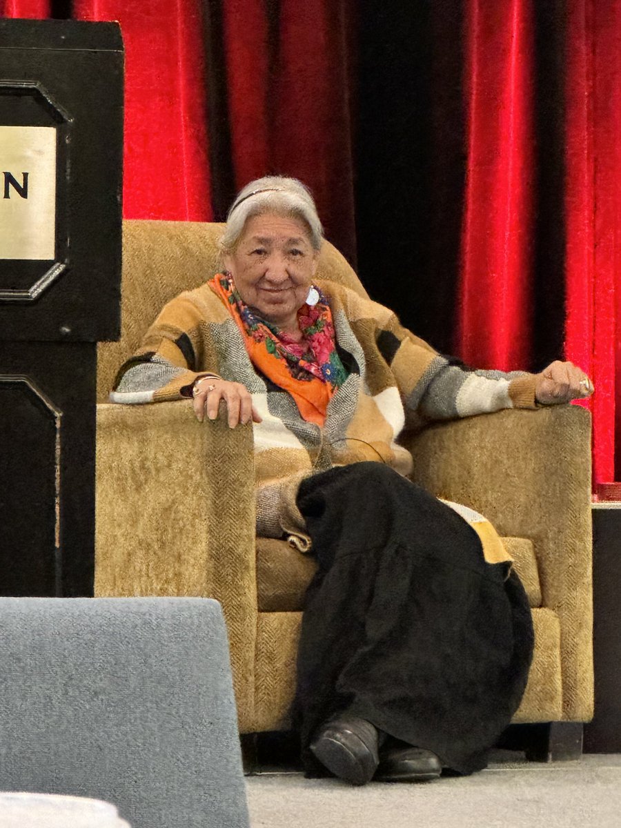 LethbridgeSport's tweet photo. @LethbridgeSport is connecting, learning, sharing at @SportForLife_ Kainai Elder Ruby Eagle is a joy. Coach Santa Rob Kerr is creative and oozes passion. #s4lsummit https://t.co/AWBefemNH5