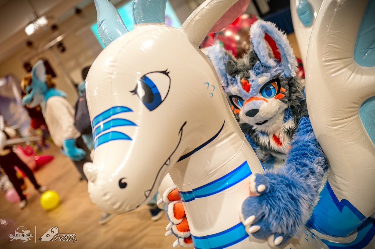 ✨ GoldenHorn Convention ✨ tweet media