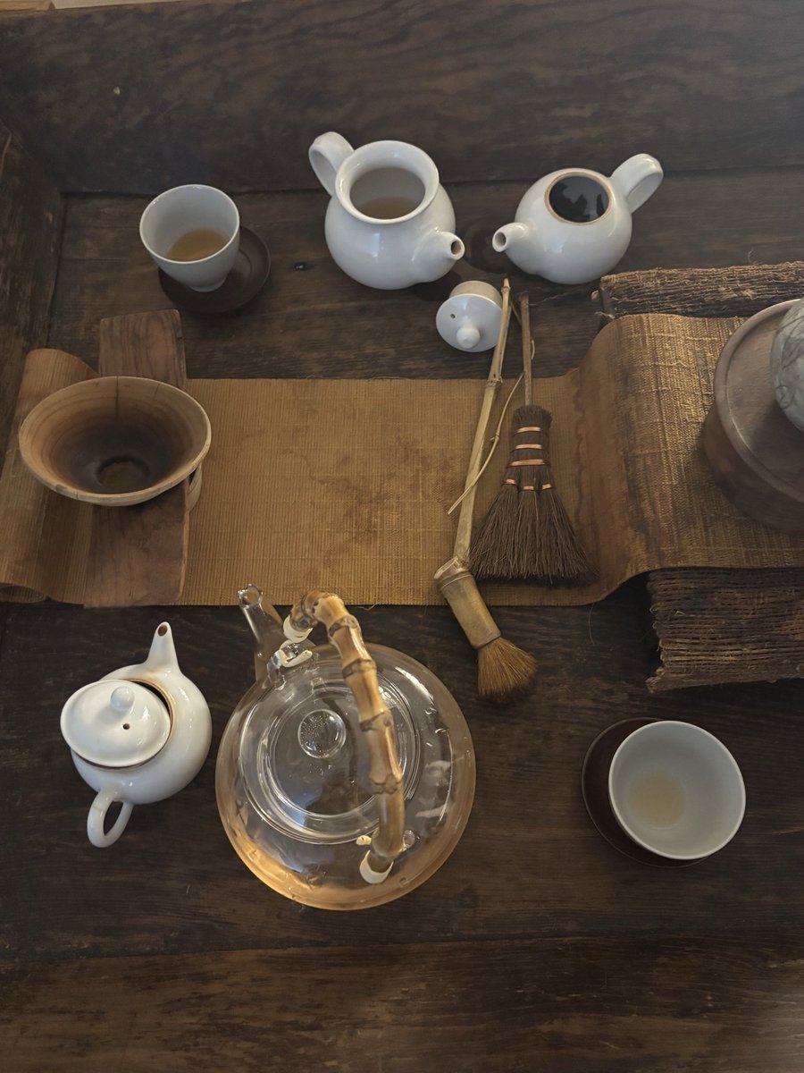 binzipi's tweet image. 차 마시기 좋은 곳을 찾음!☕️