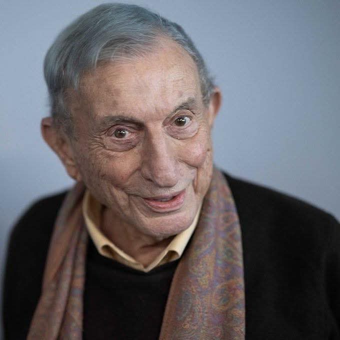 Minekoglu's tweet image. Türk tiyatrosunun duayenlerinden Haldun Dormen ' e  Allah'tan rahmet, ailesi ve sevenlerine başsağlığı dilerim. 
Güle, güle büyük usta...