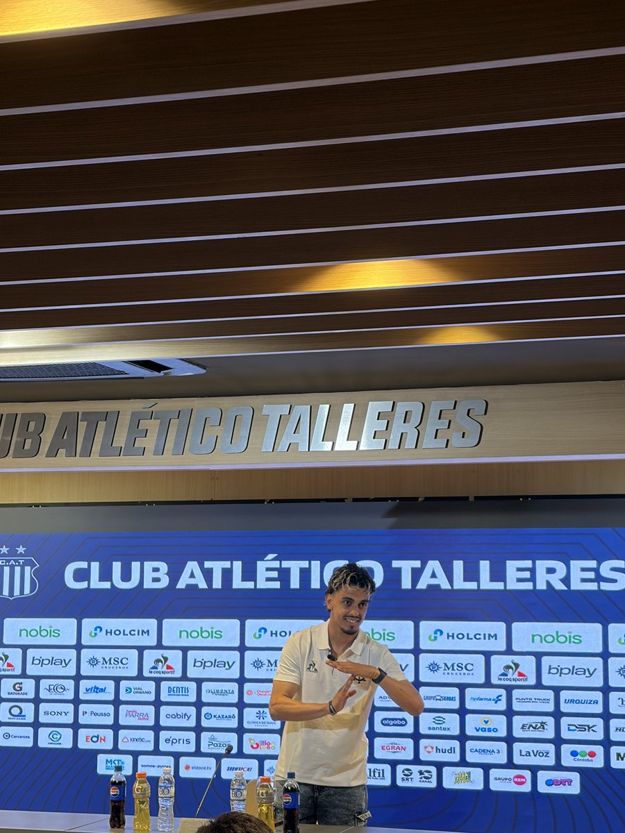 #Talleres | ✅ Presentación oficial de Ronaldo Martínez.