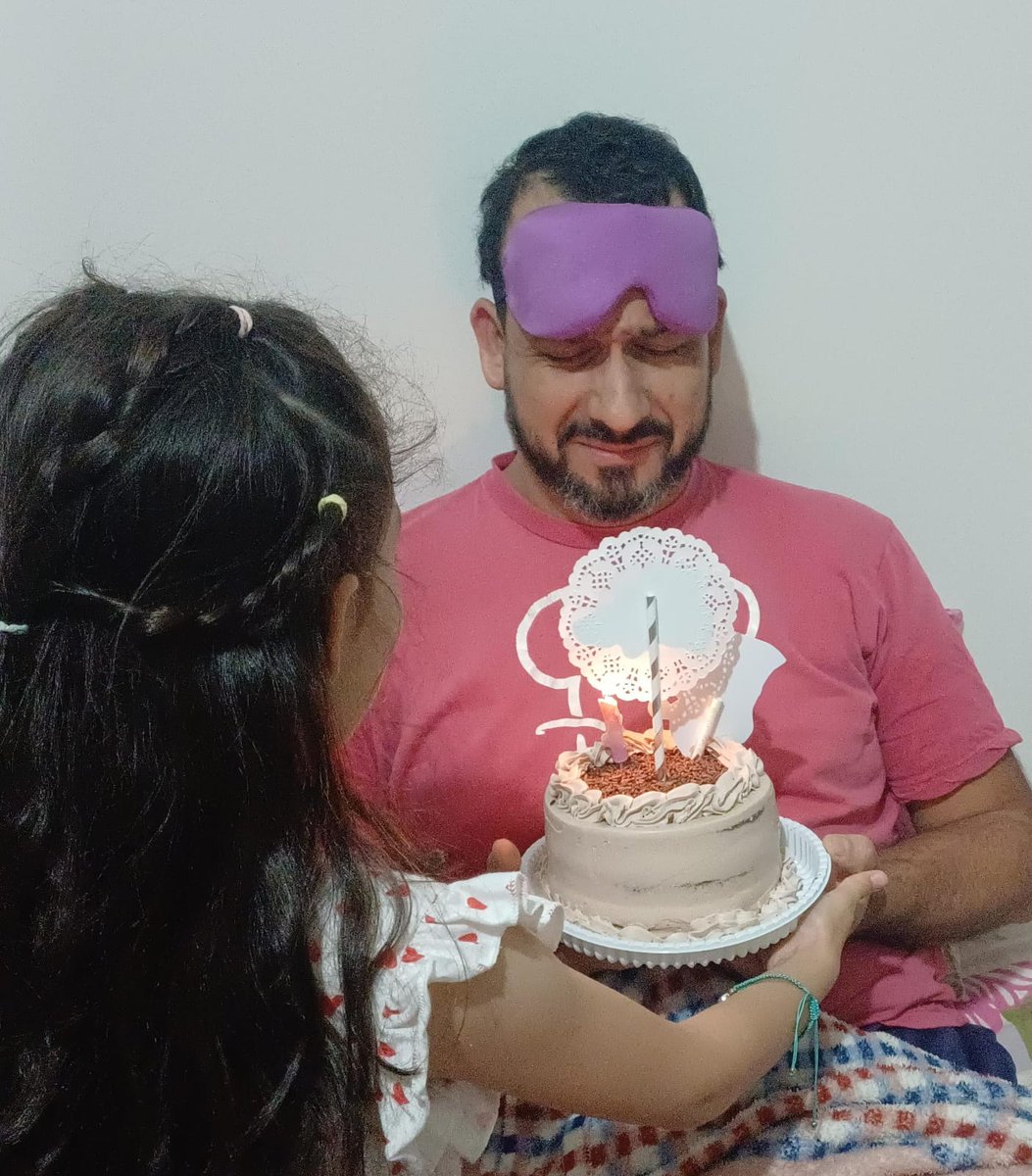 Quien diria que hoy llegamos a los 40....???

Ni se nota..!!! 🍺🎊🎊🎉🎂🎂

jajajaja🎉🎊🎉🎊🍺🎂🍺🎂🍺