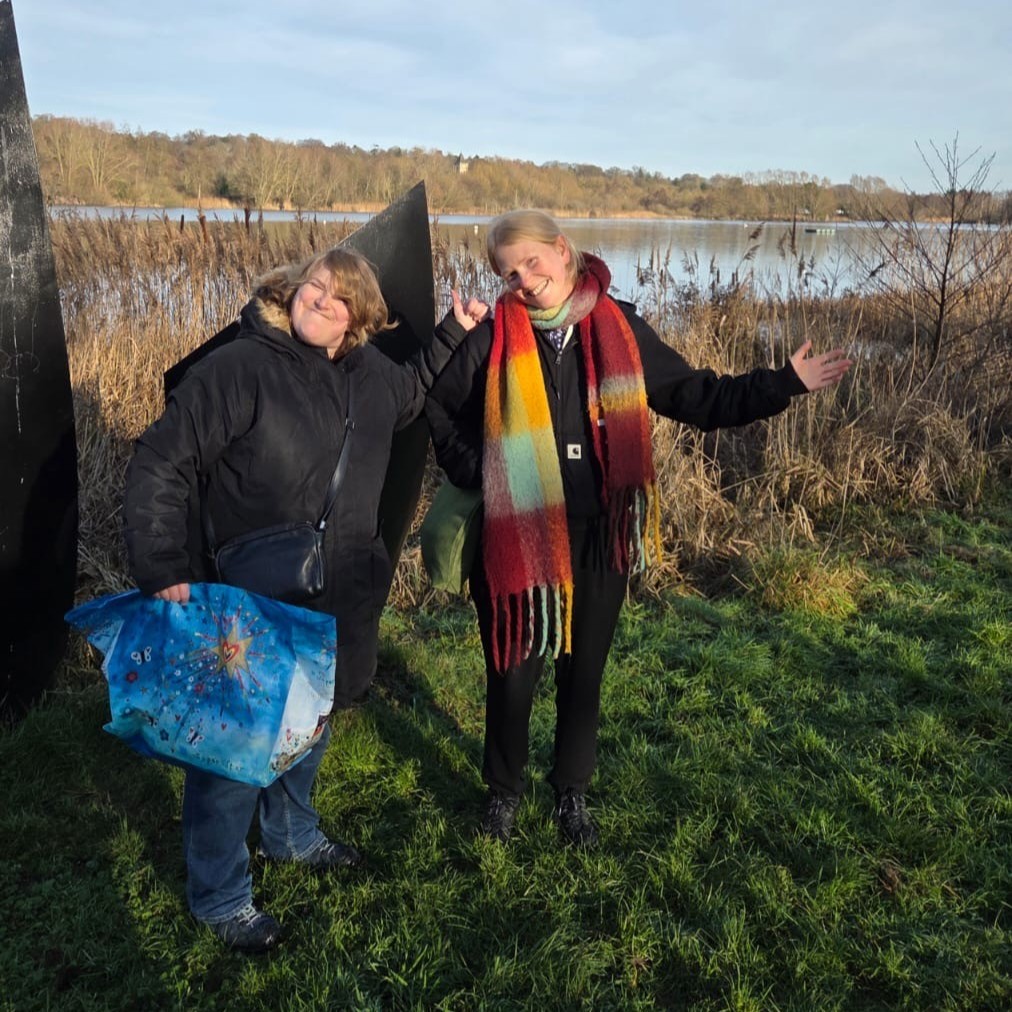 ThornageHall's tweet image. Charlie decided to change it up on her 1:1 and enjoyed a brilliant visit to Whitlingham Lane! 🌿

The day was perfectly finished with a relaxing stop at the café. ☕

#MakingChoices #1to1Support #SupportedLiving #Community #ThornageHall