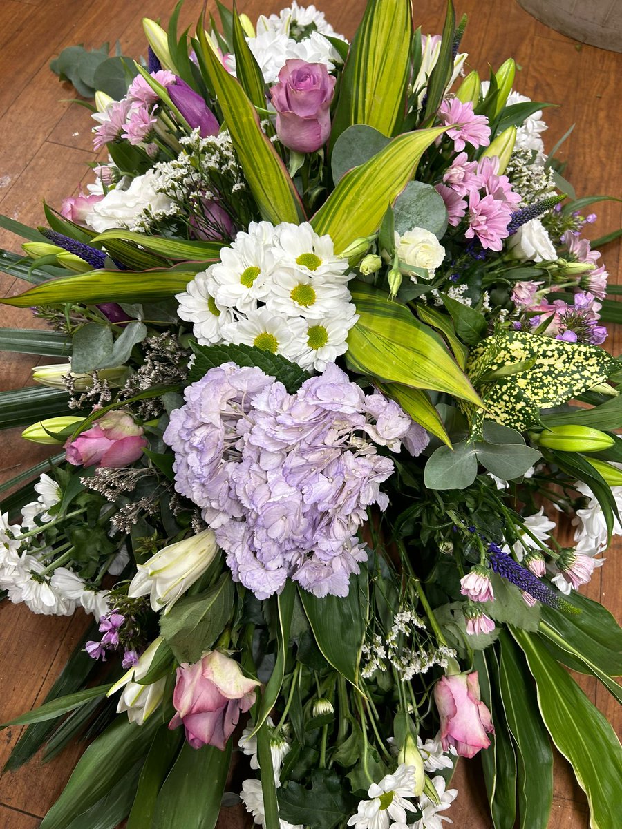 Bromborough Flowers tweet media