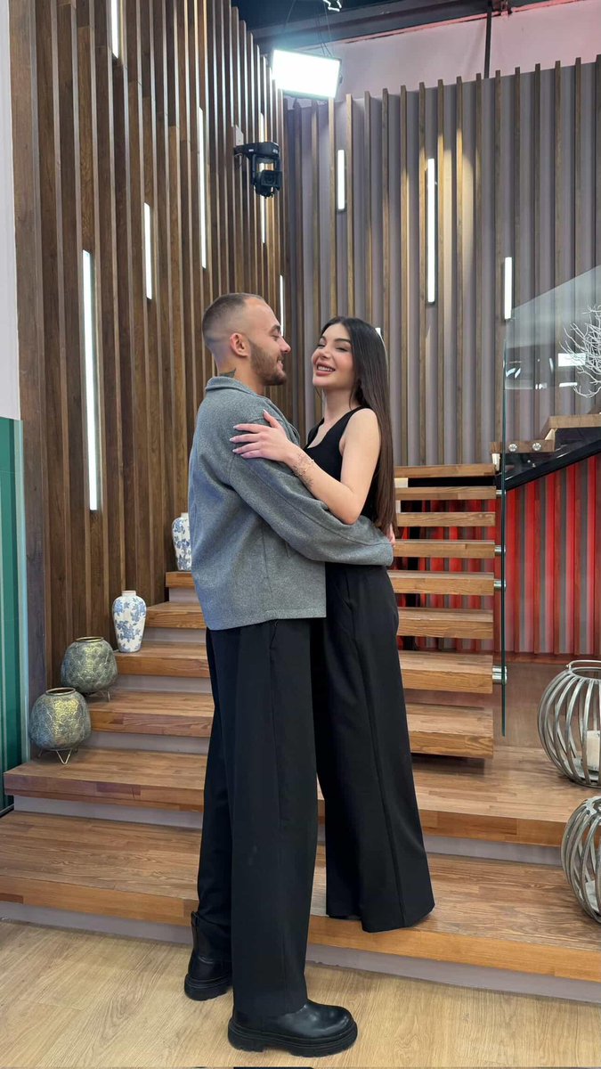 belbaroficialfc's tweet photo. Kandırdı😋🤍✨

#BelisKılıçarslan || #BarışÇavdar
#kısmetseOlur || #BelBar https://t.co/1BS5tEaezt