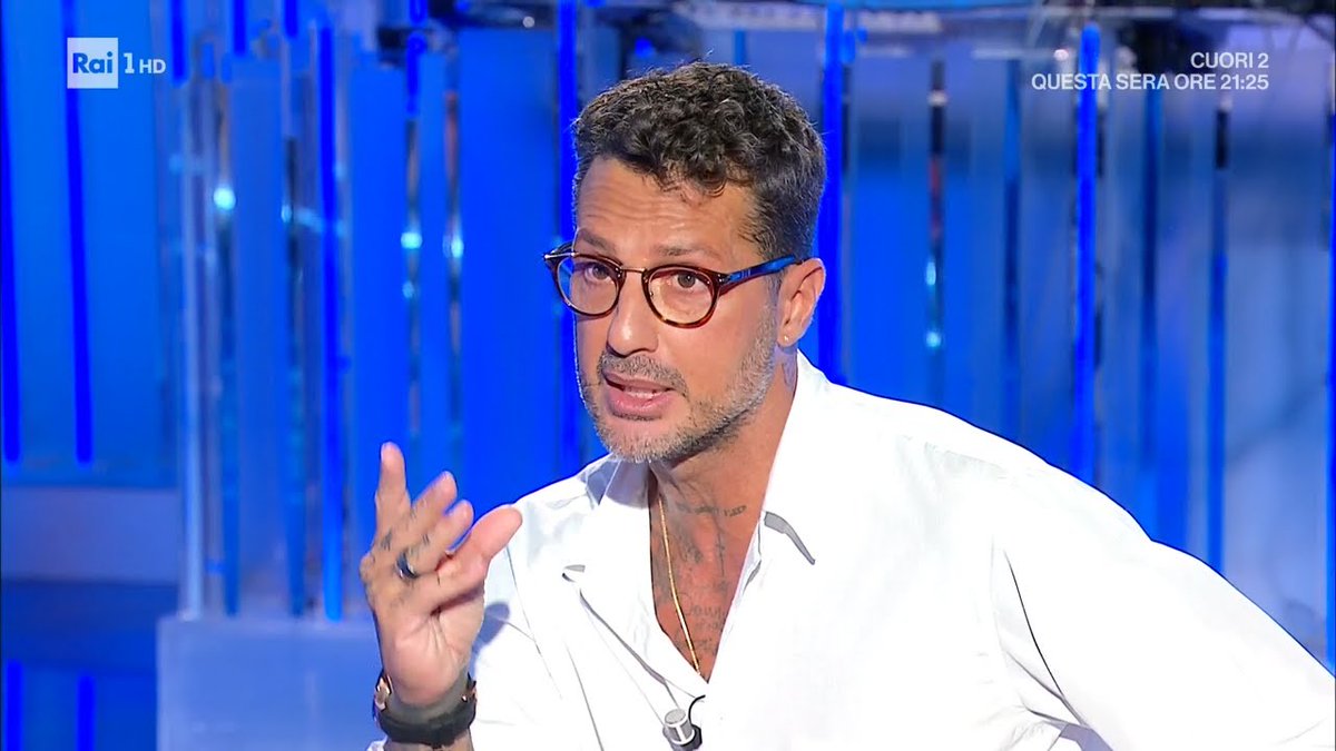 Mediaset ha denunciato in procura Fabrizio Corona per diffamazione e minacce nei confronti dei vertici dell'azienda e di conduttori di note trasmissioni tv.

Fonte: ANSA
