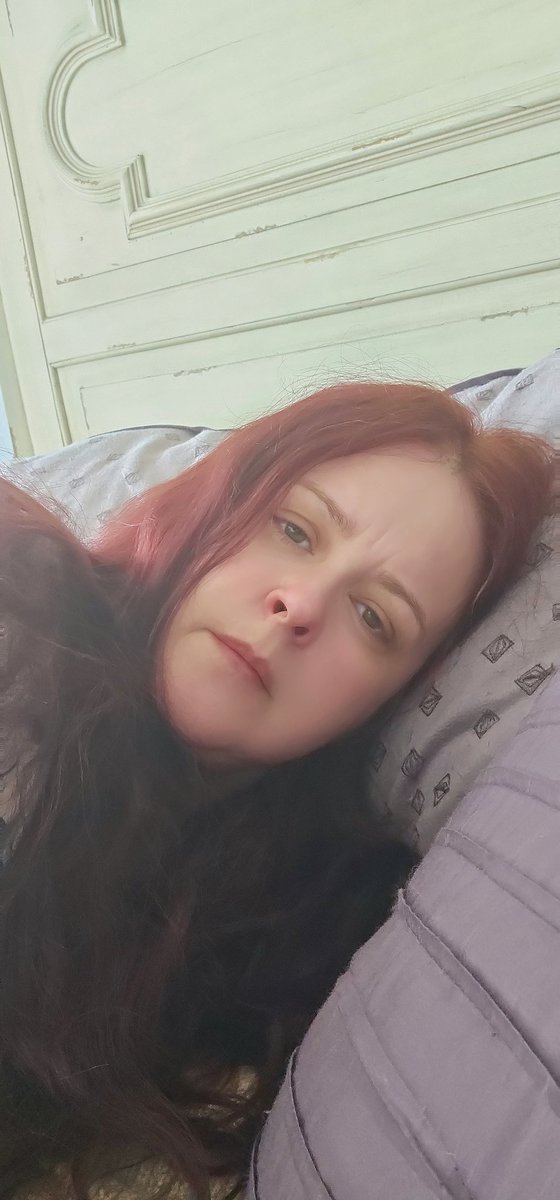 Veronika_Rose tweet media