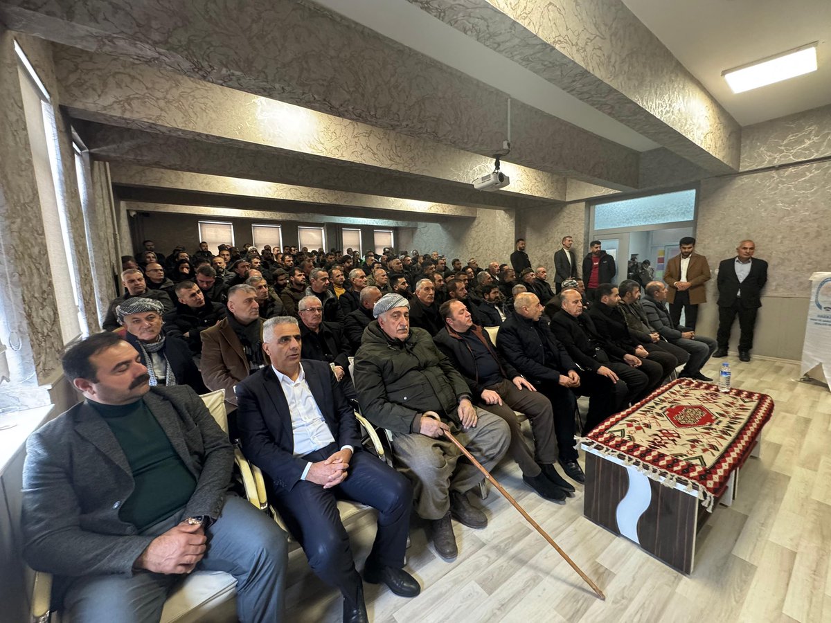 Şemdinli Esnaf ve Sanatkârlar, Şoförler ve Otomobilciler Esnaf Odası’nın 17 Ocak 2026 tarihinde gerçekleştirilen 6. Olağan Genel Kurulu’nda, üyelerimizin özgür iradesiyle bir kez daha bu göreve layık görülmenin sorumluluğunu ve gururunu yaşıyoruz.

Bu güven, yalnızca şahsıma