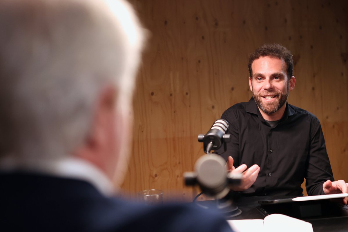 Hay entrevistas que te obligan a pensar distinto cuando reflexionas sobre lo que el invitado te ha explicado.

La conversación con Ignasi Biosca Reig, CEO en <a href="/ReigJofre/">Reig Jofre</a>, ha sido así.

Siempre que termino una entrevista me quedo un buen rato reflexionando y escribiendo para