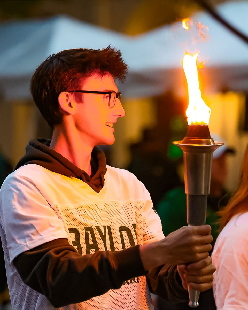 BaylorAthletics's tweet image. Mark your calendars, @Baylor Family 📅⤵️

🏠🏈 #BaylorFamily Weekend: Sept. 19 vs. La Tech
⛵️🐻 #BaylorHomecoming: Nov. 7 vs. Iowa St.

#SicEm