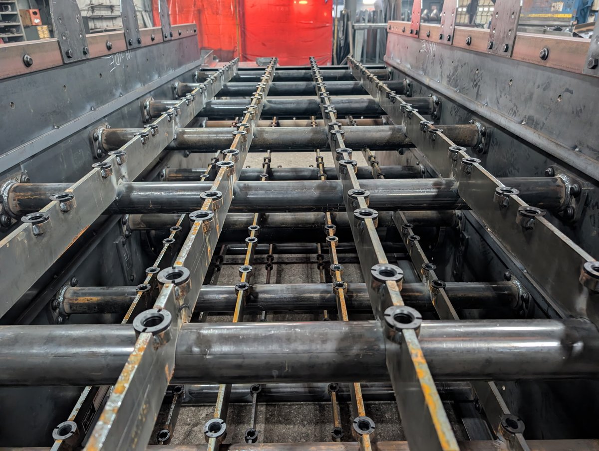NorEastequip's tweet photo. From raw steel to production-ready, this RD Olson 5’ x 12’ Triple Deck Wet Screen, delivered by Nor’East Equipment, was built for a high-production washing operation for a repeat customer in Massachusetts.

Designed with Polydeck for durability in high-moisture, abrasive conditions, this setup keeps material moving and performance consistent.

Built to work. Built to last.

#NorEastEquipment #RDOlson #Polydeck #WetScreen #AggregateEquipment #WashingOperations #MaterialProcessing #QuarryLife #HeavyEquipment #NewEnglandAggregates