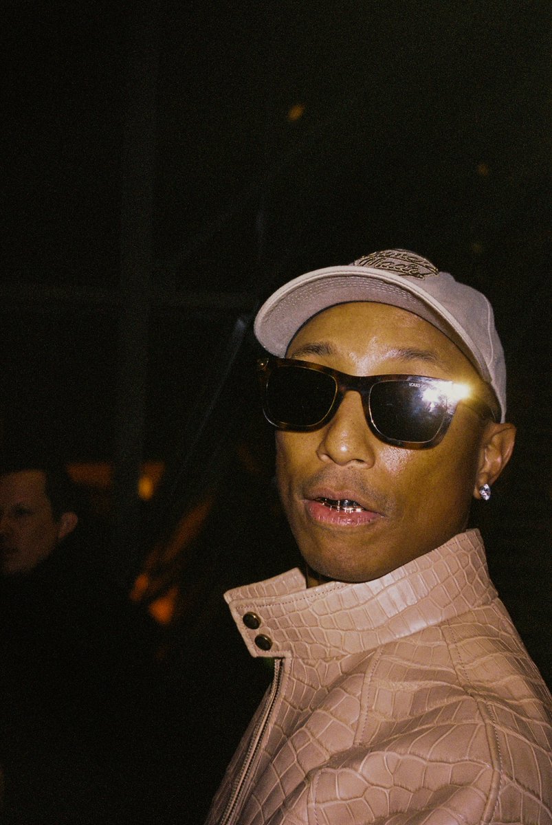 Trashvis tweet media