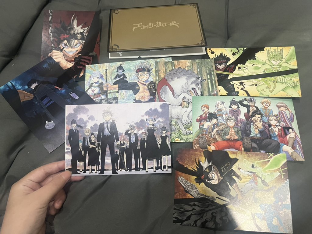 Kamiinx's tweet image. รวมของที่มาส่งวันนี้ค่ะ ฟริน 😭🖤🖤💗💗 โปสการ์ดอันแรกนึกว่าจะได้เดือนมีนาเพราะลองสั่งเองในอีเบแต่มาถึงพร้อมกับของคนอื่นๆเลย นุใจละลาย  น่ารักที่สุดด