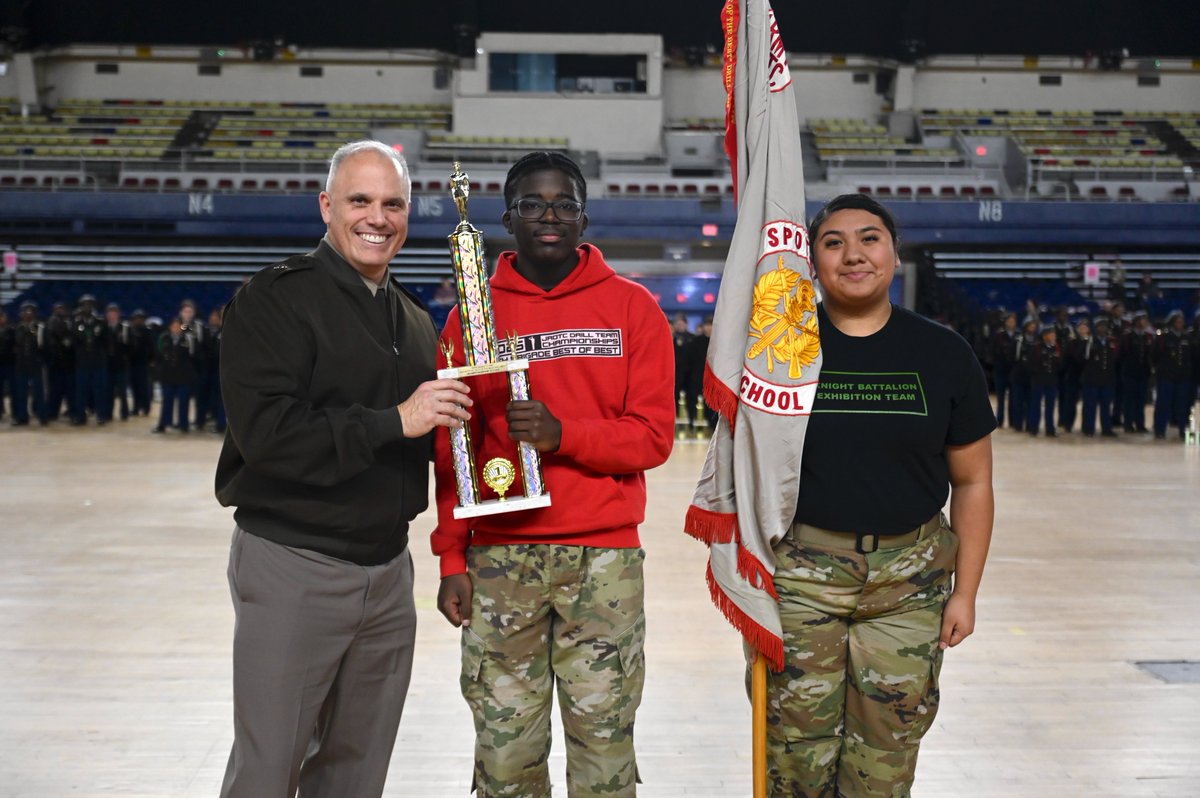 DCGuard1802's tweet image. Over the weekend, #JROTC #cadets from more than a dozen DC area schools were put to the test during the Best of the Best Drill Competition at the D.C. Armory! Congratulations to the winning teams and thank you to our #CapitalGuardian judges!