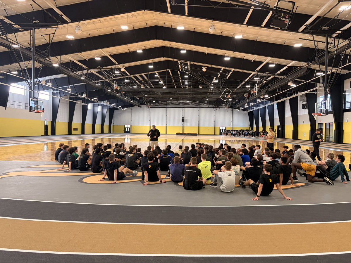 Penn Kingsmen T&F/XC tweet media