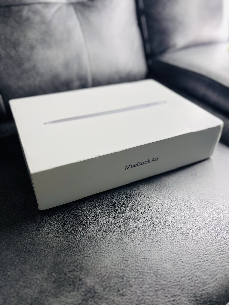 MacBook Air 2018
Dual core Intel Core i5
128gb ssd
8gb ram
Microsoft office installed 

E7500
76080507/79490799