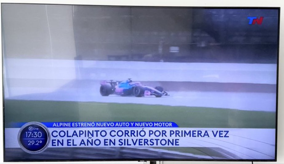 Colapinto no corrió en Silverstone, de hecho nadie corrió por q no hay carrera hasta marzo en Australia, de hecho no se subió al auto! Fue su compañero, dejen de desinformar , estamos? <a href="/todonoticias/">TN - Todo Noticias</a>