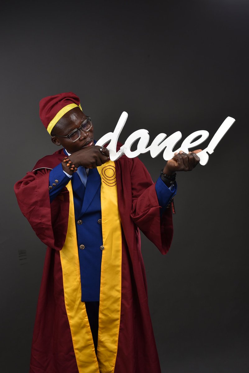 Mike2sure's tweet photo. Thank you to my family, friends, lecturers, and everyone who supported me through it all. This convocation is a testimony of perseverance and divine timing.
To God be all the glory 🙏🎓
#UNILAG #UNILAGConvocation #Graduation #Grateful #Accounting #NaijaTwitter https://t.co/wtAp1ZXbsc