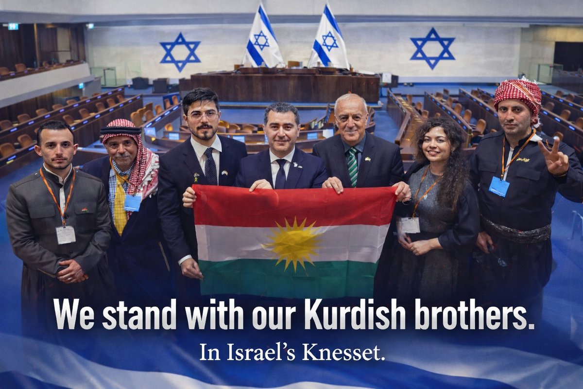 AKRAMHASSON's tweet image. עומדים לצד אחינו הכורדים.
نقف الى جانب اخوتنا الأكراد.
Em li gel birayên me yên Kurd in