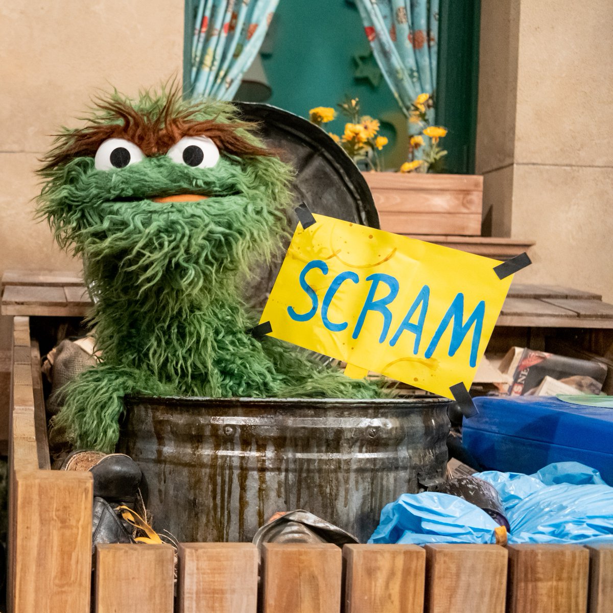 Oscar the Grouch tweet media