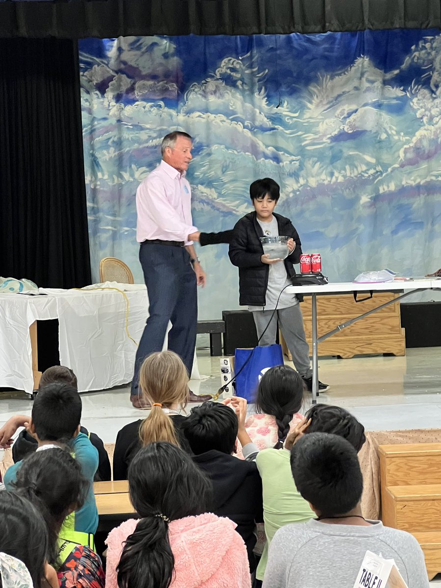 MikeFirstAlert's tweet image. #firstalertwx “All the Weather, All the Time” - 5th graders Jacksonville Beach Elementary @ActionNewsJax @WOKVNews @DuvalSchools