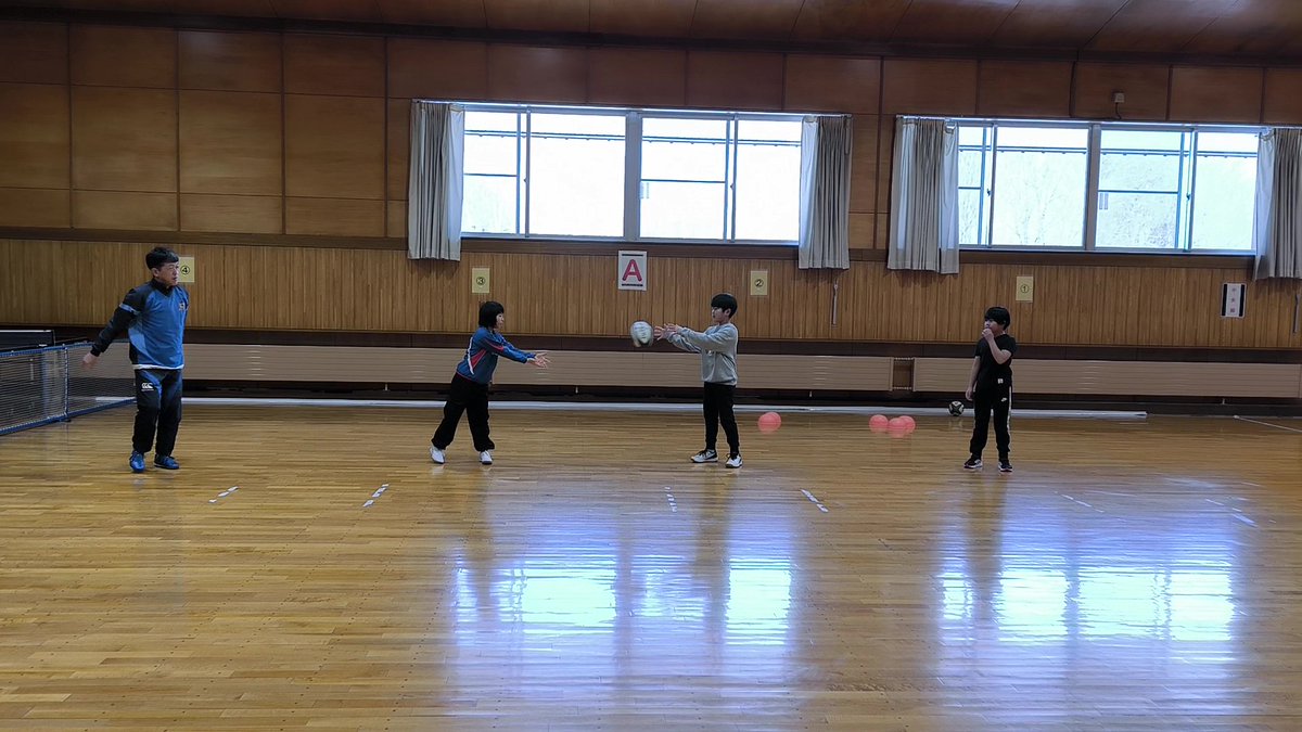 SPO_jr's tweet photo. 1月24日は9時から北トレセン
25日は9時30分から北斗グランドで練習です。
雪上練習頑張りましょう。

#北見市 #ラグビー
#スピリッツ #SPO
#団員募集 #見学体験

１月２４日(土)２５日(日)のお知らせ https://t.co/yjY3vOta3G https://t.co/TO8262IJHm