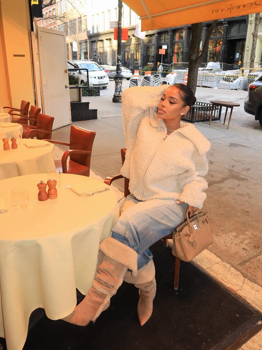 latainax33's tweet image. Hace frio 😩