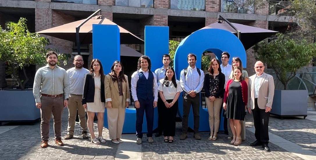 Centro de Derecho y Gestión de Aguas UC tweet media