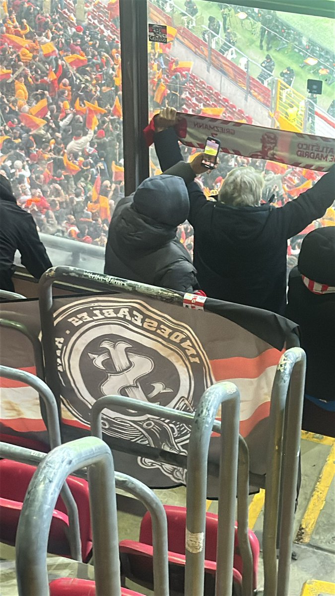 IndeseablesATM tweet media