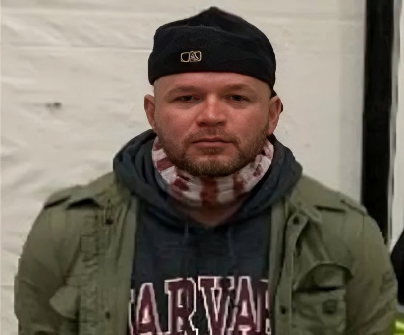 SeeRacists's tweet image. 🚨BREAKING: Pardoned Jan. 6 rioter Andrew Paul Johnson caught climbing into the Capitol is now headed to trial for CHILD RPE.

He RPED a kid for months… then tried to BUY SILENCE by bragging about his Trump pardon and promising millions from a fake “$10M Jan. 6er award.”…